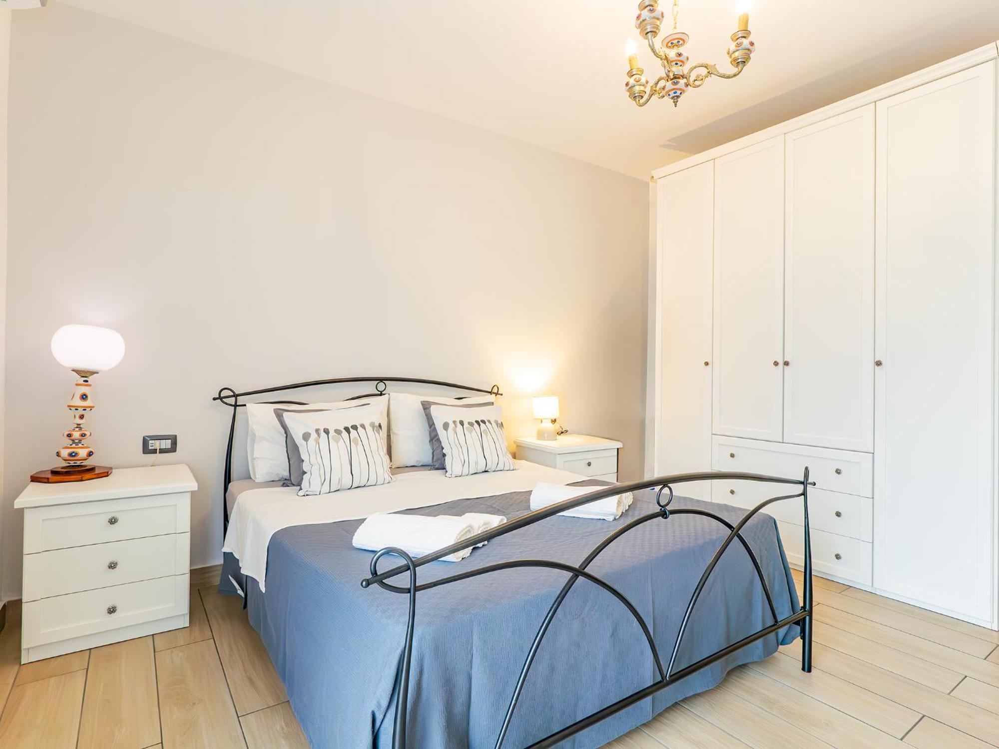 Chiaro House Apartment